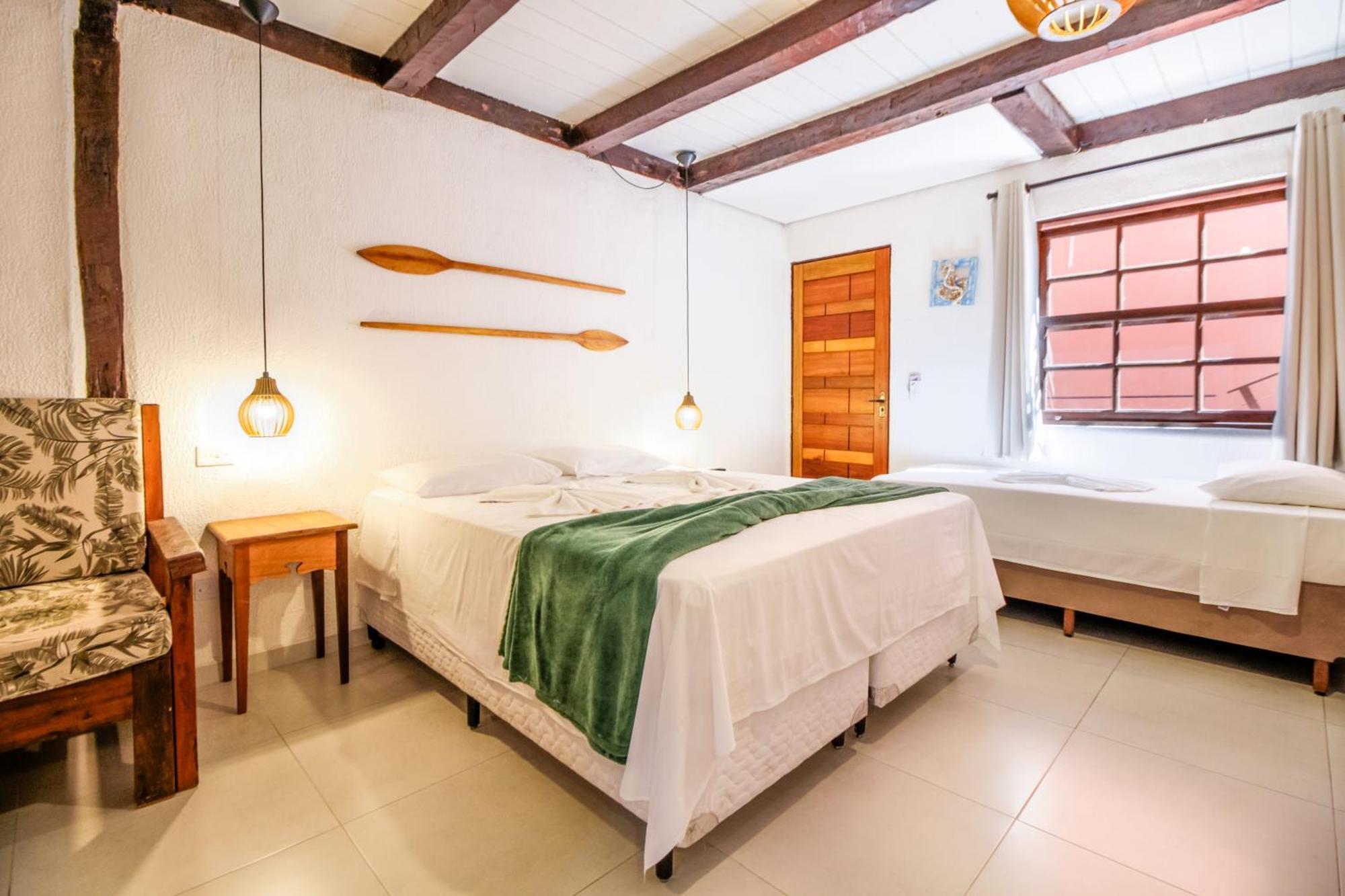 Velinn Canoa Hotel *