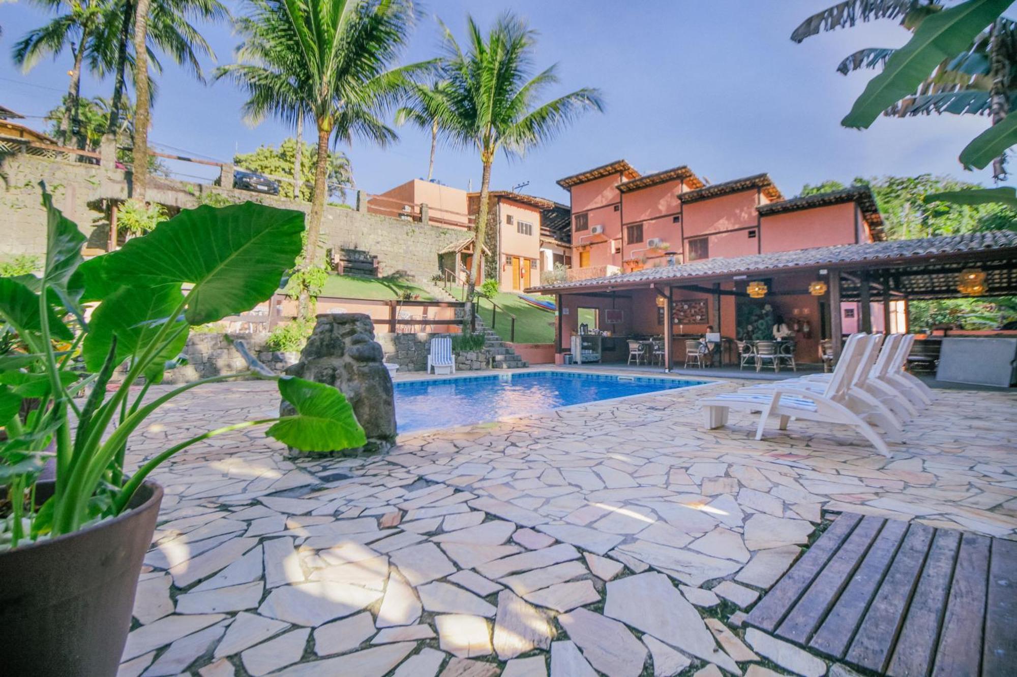 Velinn Canoa Hotel