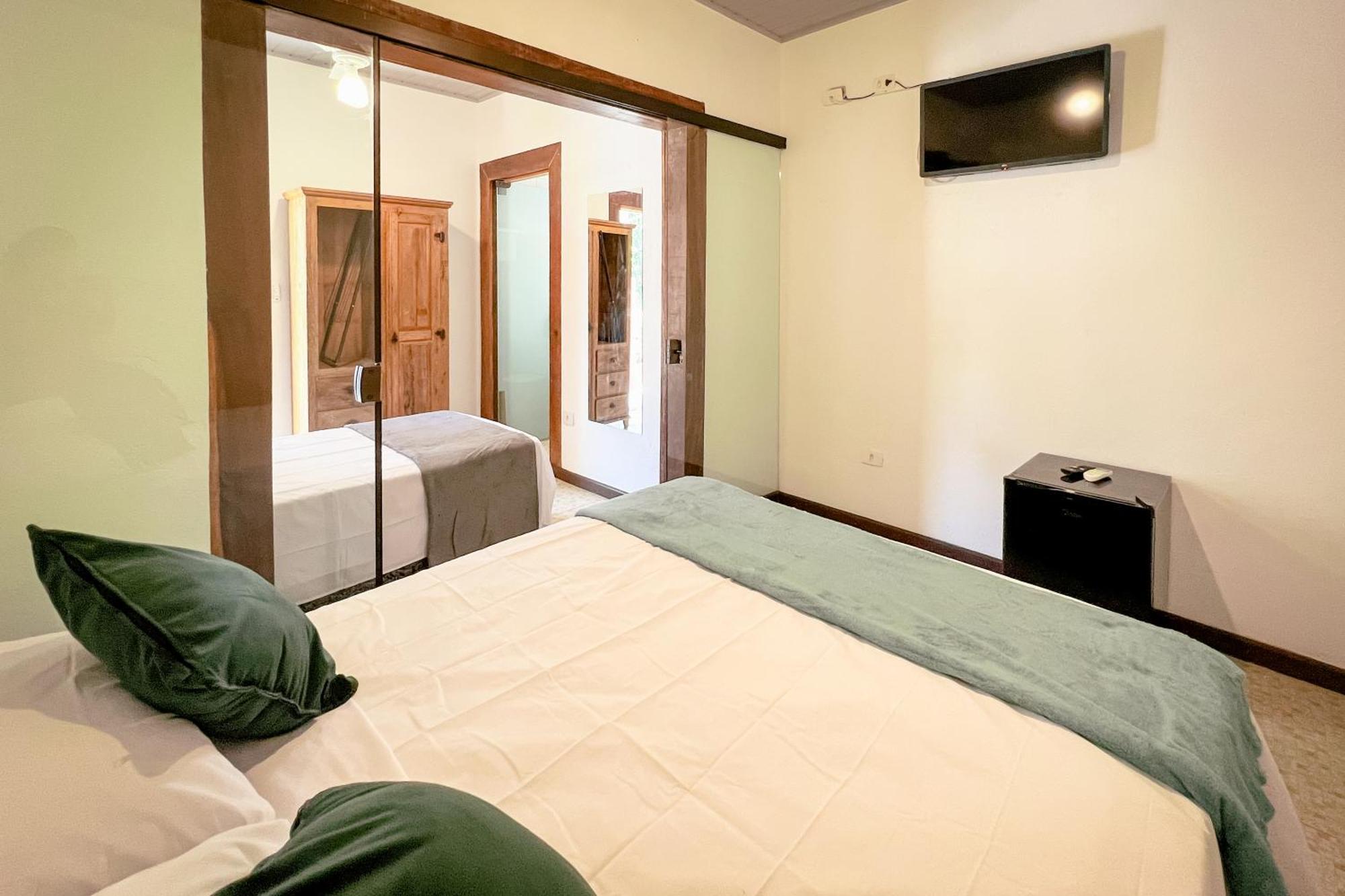 Hotel Velinn Canoa